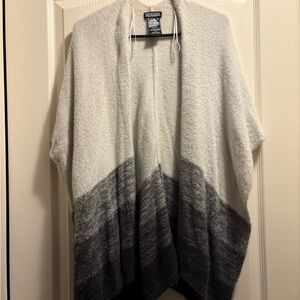 Nicole Miller White and Gray Poncho